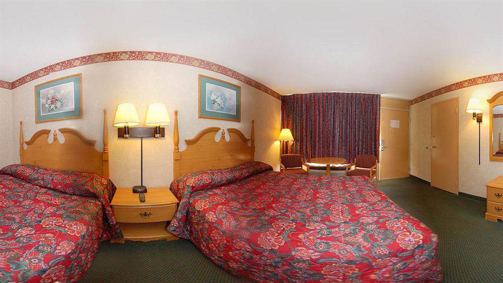 Red Roof Inn & Suites Cave City Exteriör bild