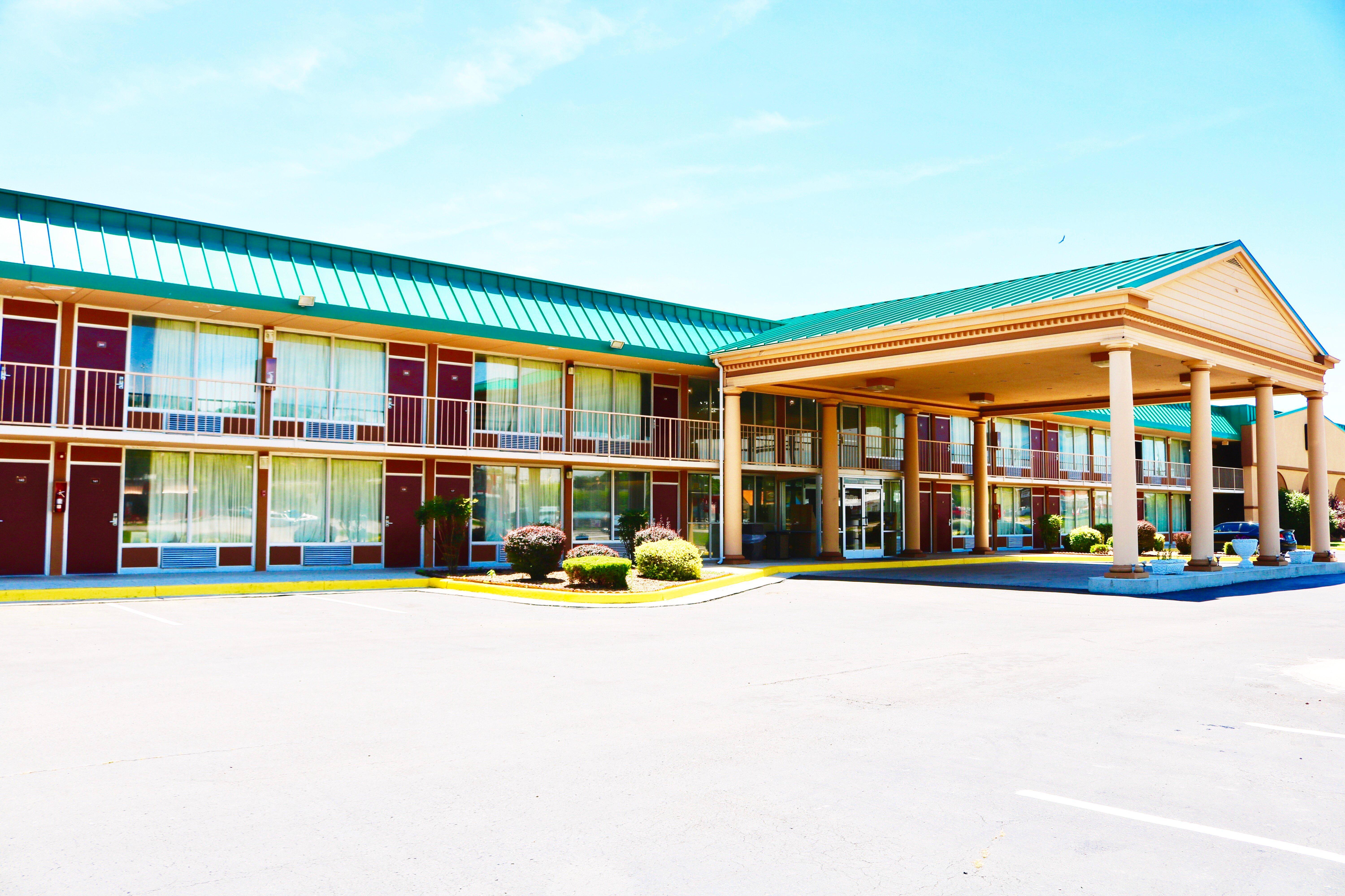 Red Roof Inn & Suites Cave City Exteriör bild