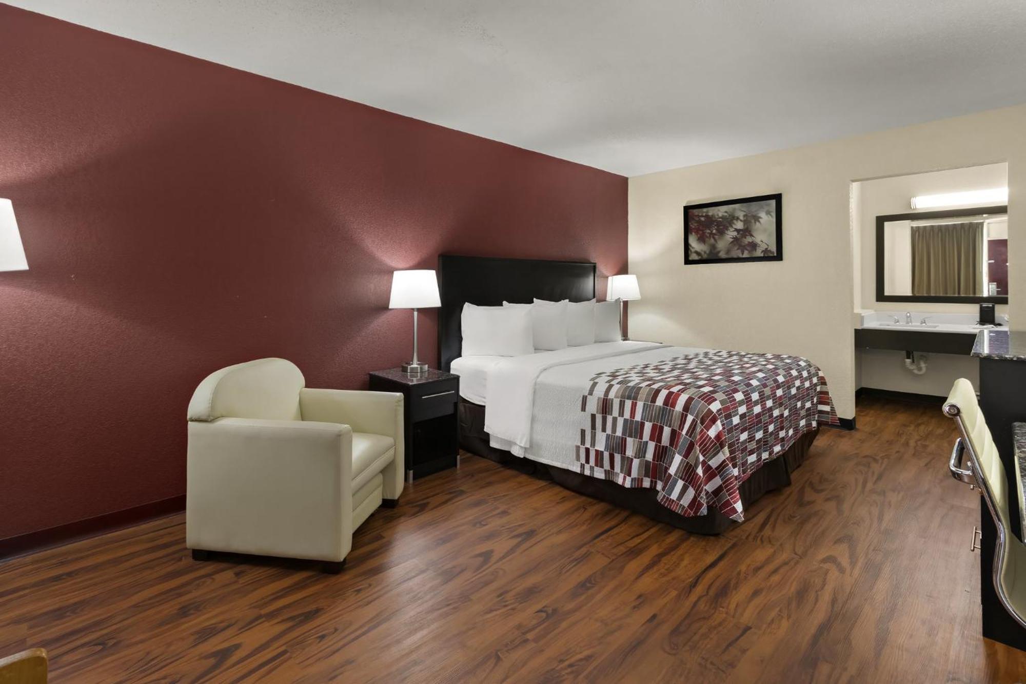 Red Roof Inn & Suites Cave City Exteriör bild