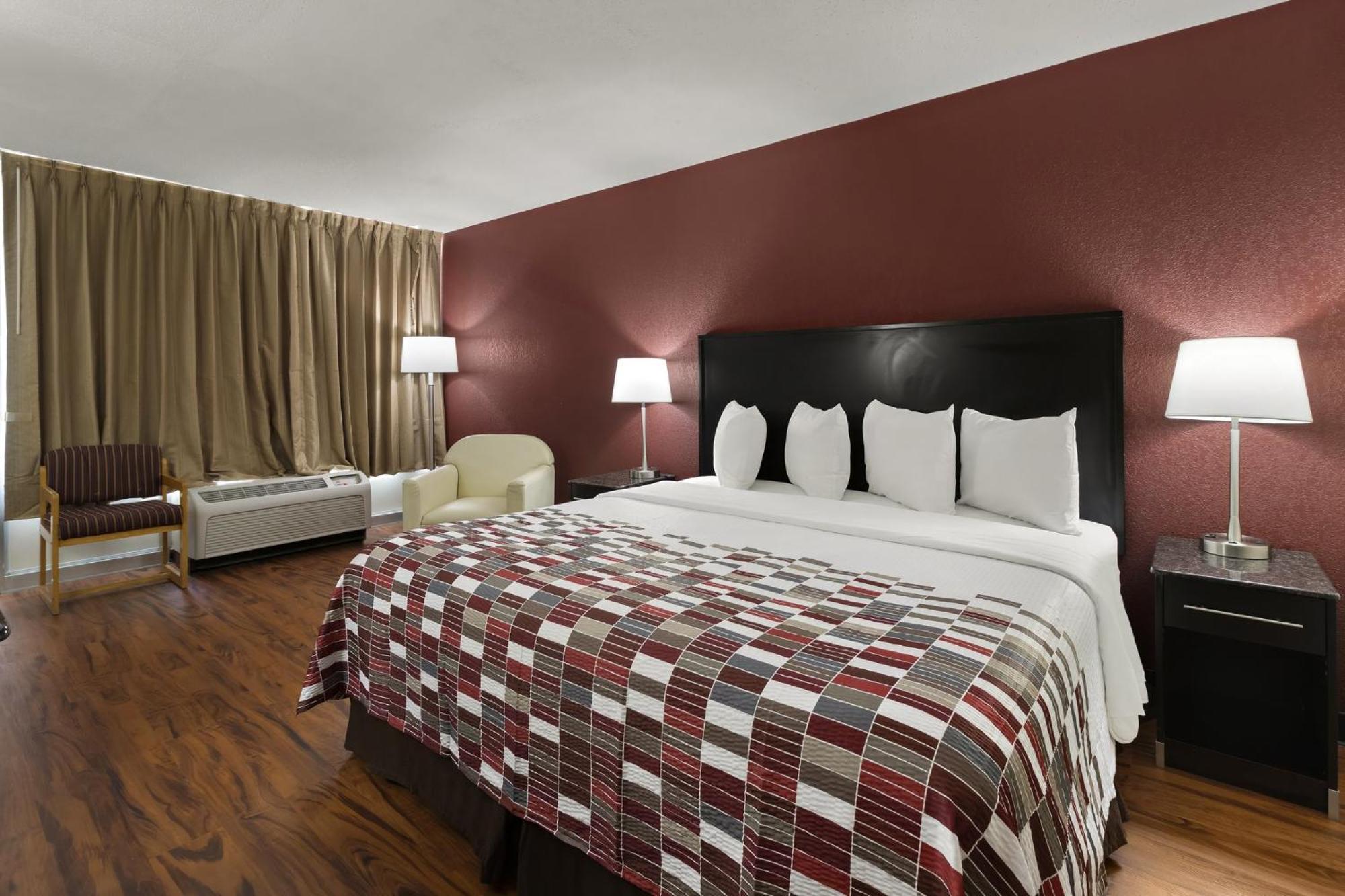 Red Roof Inn & Suites Cave City Exteriör bild