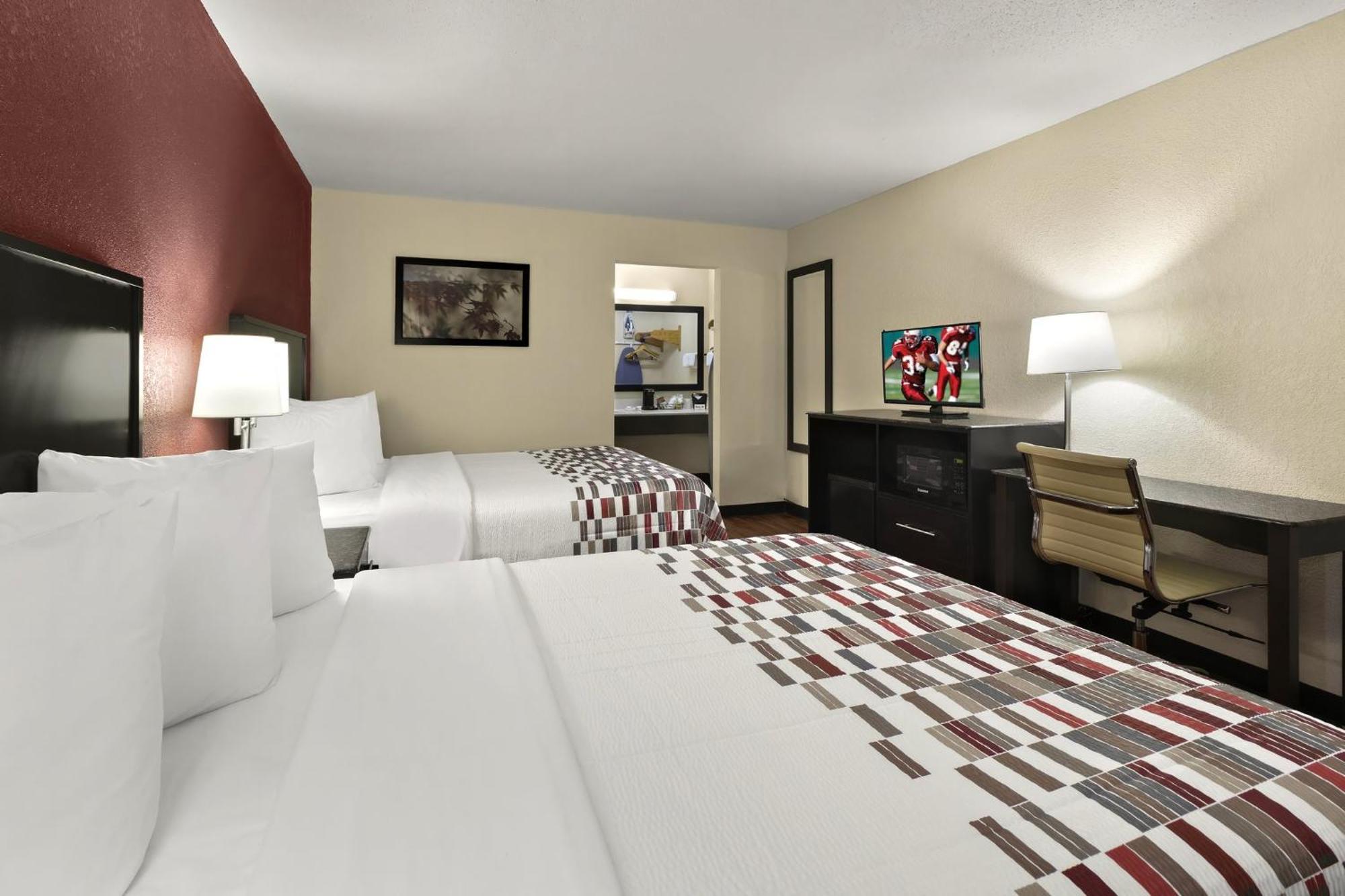 Red Roof Inn & Suites Cave City Exteriör bild